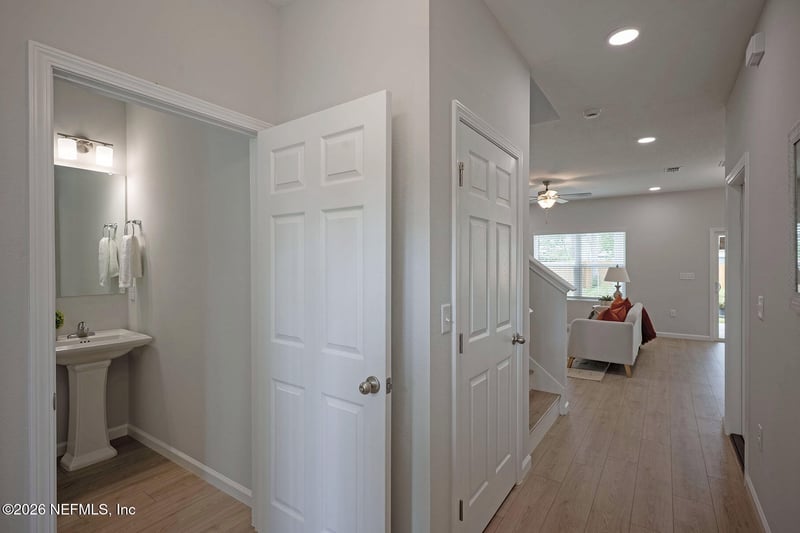 5241 Cruz Rd, Jacksonville, FL 32207