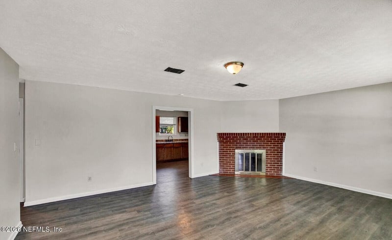 5013 Chivalry Dr, Jacksonville, FL 32208