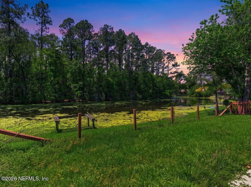 7053 Eagles Perch Dr, Jacksonville, FL 32244