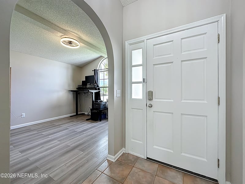 12351 Shaky Leaf Ct, Jacksonville, FL 32224