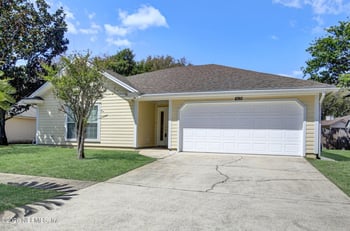 1090 Tolkien Ln, Jacksonville, FL 32225