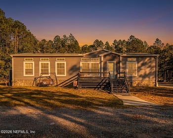 23221 Hassie Johns Rd, Sanderson, FL 32087