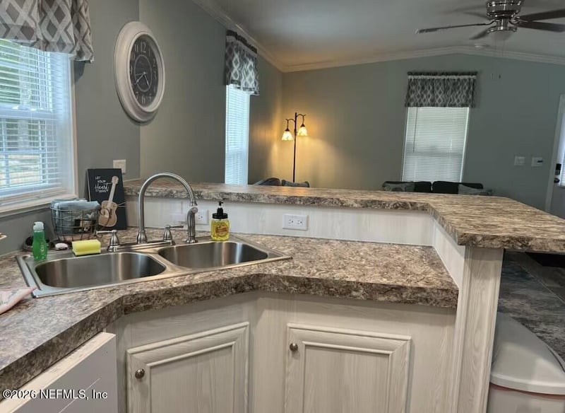 111 - 113 Wateroak Rd, Satsuma, FL 32189