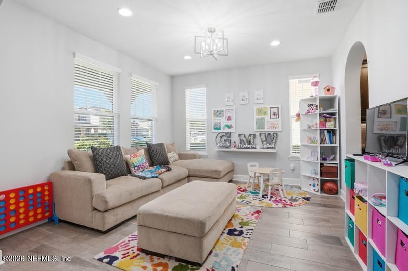 48 Lacaille Ave, St Johns, FL 32259