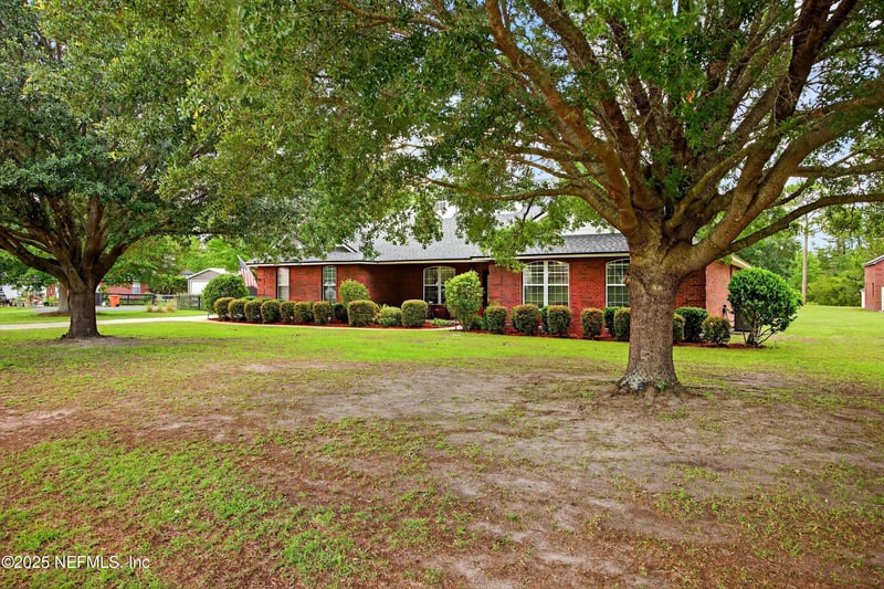 7349 Smooth Bore, Glen St Mary, FL 32040