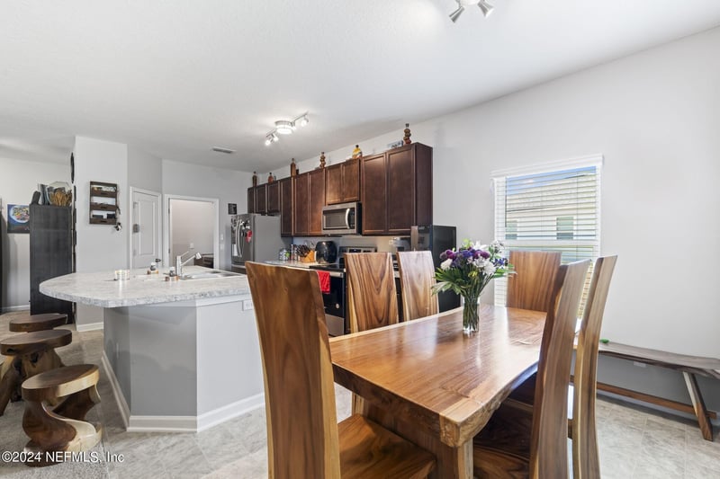 11595 Dunns Crossing Dr, Jacksonville, FL 32218