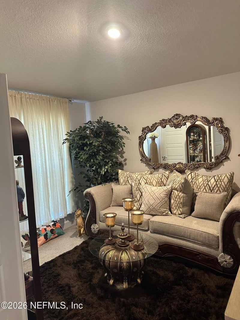 8551 Helmsley Blvd, Jacksonville, FL 32219