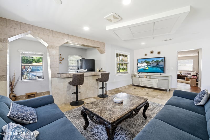 5534 Fargo Dr, Jacksonville, FL 32207