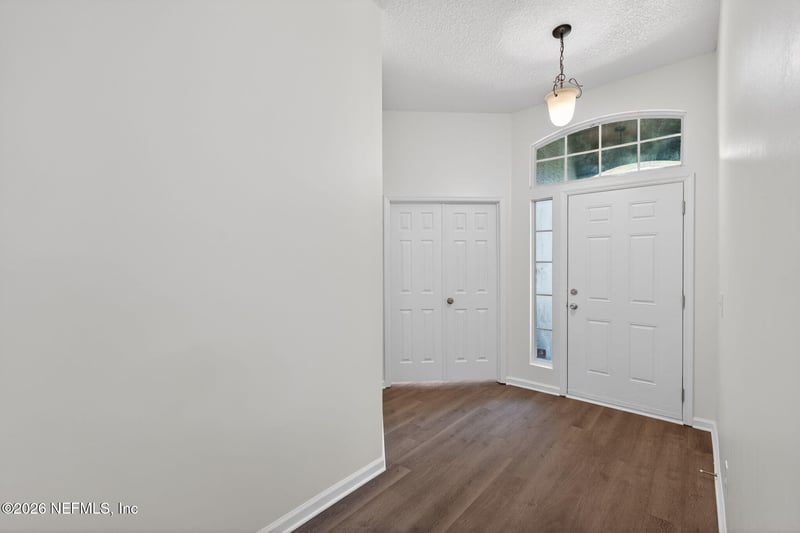 8098 Keswick Ct, Jacksonville, FL 32244