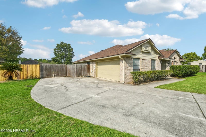 2482 Glow Wood Ct, Middleburg, FL 32068
