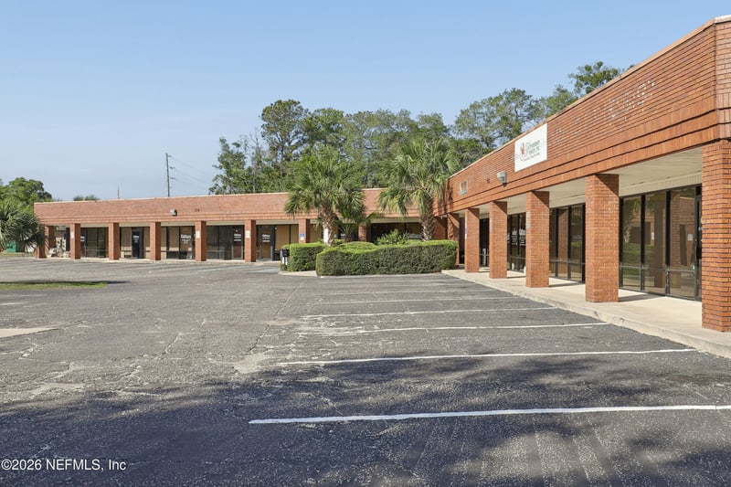 772 Foxridge Center Dr, Orange Park, FL 32065