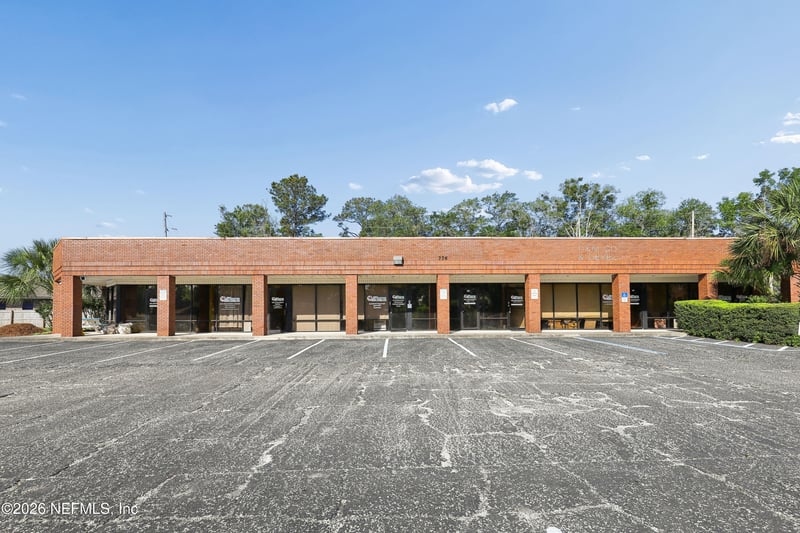 772 Foxridge Center Dr, Orange Park, FL 32065