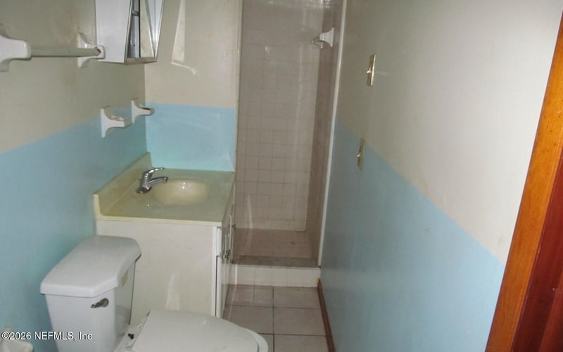 7378 Kylan Dr, Jacksonville, FL 32209