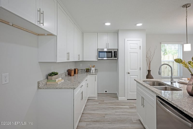 3221 Pine Ave, Jacksonville, FL 32218