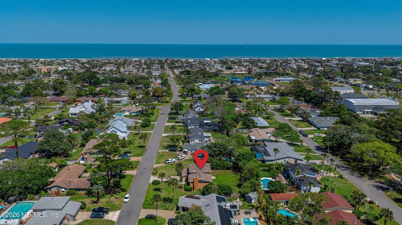 701 Bay St, Neptune Beach, FL 32266