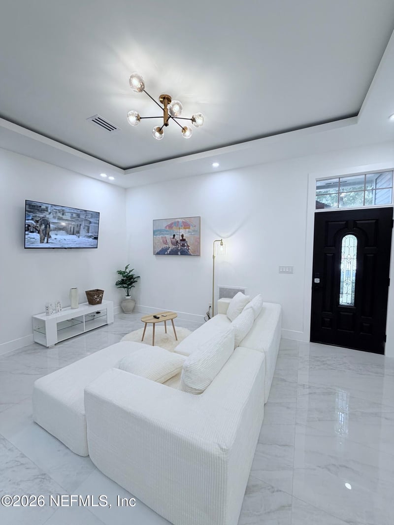 424 Casheros Cove Dr, Jacksonville, FL 32225