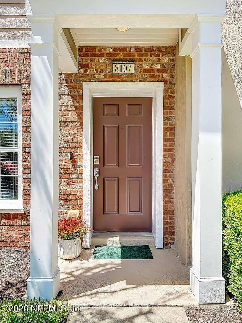 8107 Summer Point Ct, Jacksonville, FL 32256