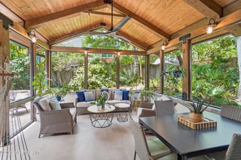 1852 Hickory Ln, Atlantic Beach, FL 32233