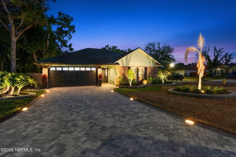 7999 Dewars Ct, Jacksonville, FL 32244