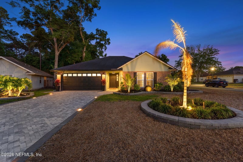 7999 Dewars Ct, Jacksonville, FL 32244