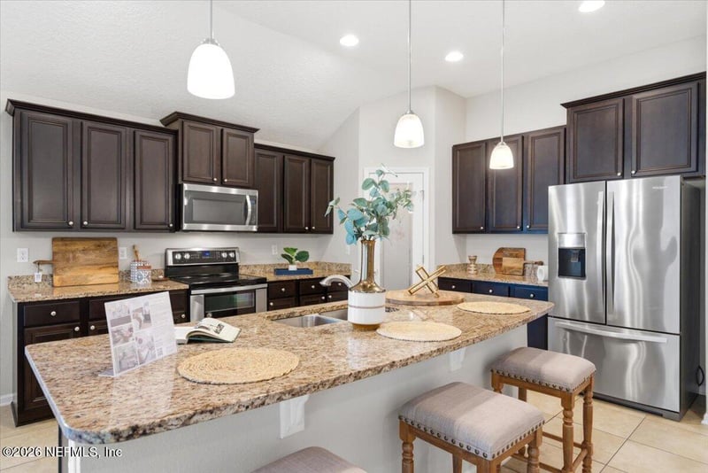 16088 Garrett Grove Ct, Jacksonville, FL 32218