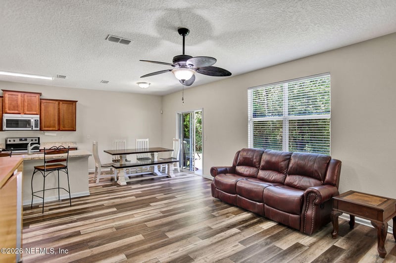 45131 Amhurst Oaks Dr, Callahan, FL 32011