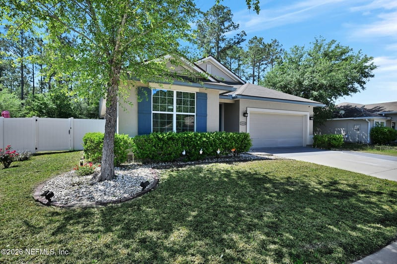 11614 Carson Lake Dr, Jacksonville, FL 32221