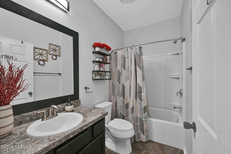 11614 Carson Lake Dr, Jacksonville, FL 32221