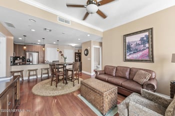 1431 Riverplace Blvd #2302, Jacksonville, FL 32207