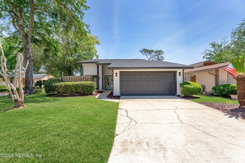 5917 Ortega River Ct, Jacksonville, FL 32244