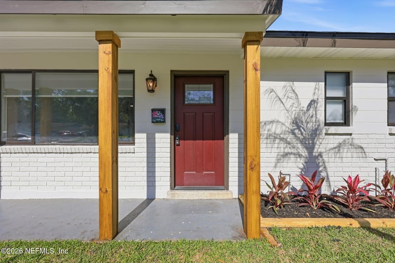 2904 Loran Dr, Jacksonville, FL 32216