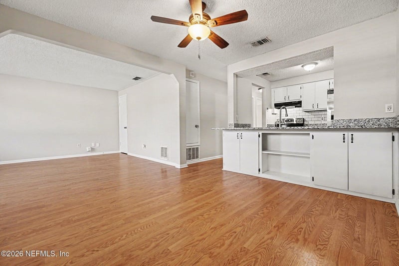 4226 Loys Dr, Jacksonville, FL 32246