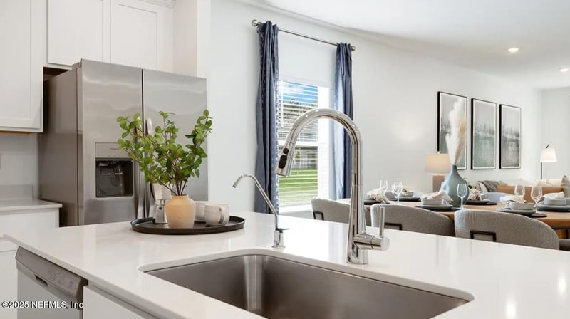 737 Kingbird Dr, St Augustine, FL 32092