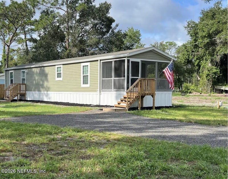 111 - 113 Wateroak Rd, Satsuma, FL 32189