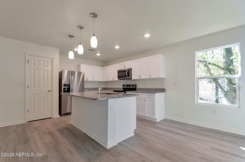 9162 4th Ave, Jacksonville, FL 32208