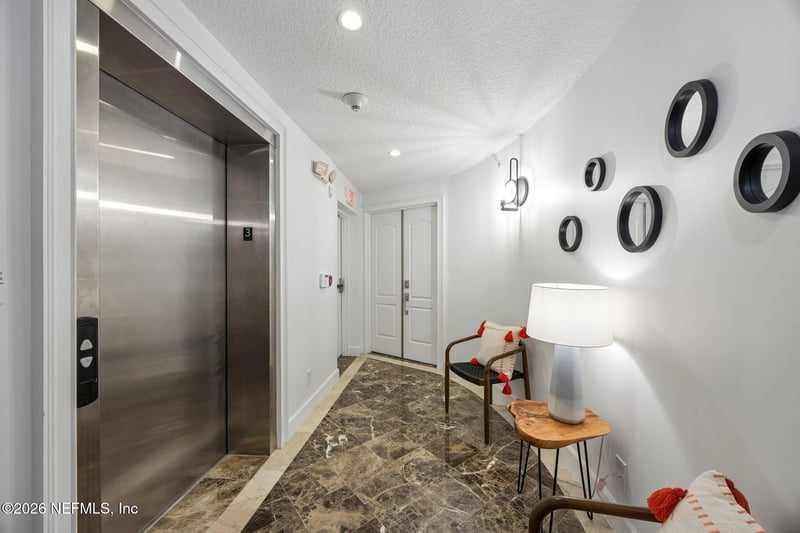 349 1st St #301, Jacksonville Beach, FL 32250