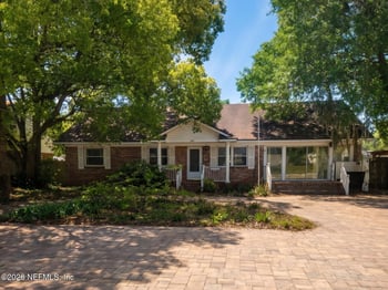 946 Jorick Ct, Jacksonville, FL 32225