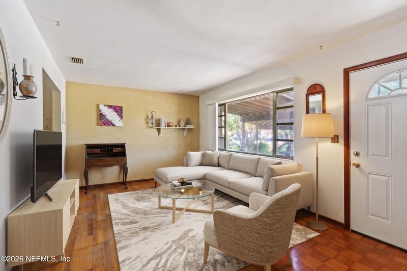 3115 Cesery Blvd, Jacksonville, FL 32277