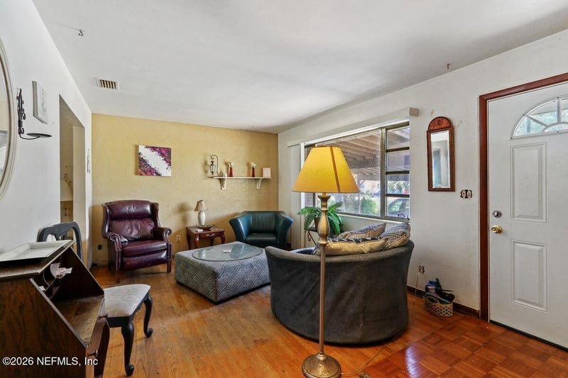 3115 Cesery Blvd, Jacksonville, FL 32277