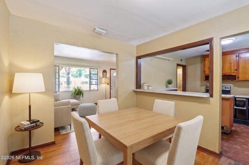 3115 Cesery Blvd, Jacksonville, FL 32277