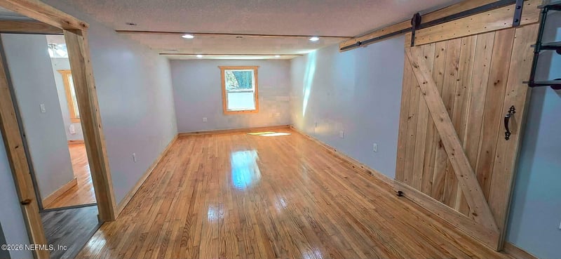 11325 Young Rd, Jacksonville, FL 32218