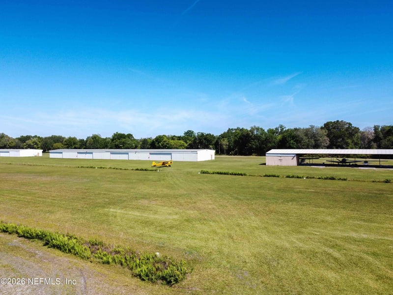 7001 Jones Ave, Mount Dora, FL 32757