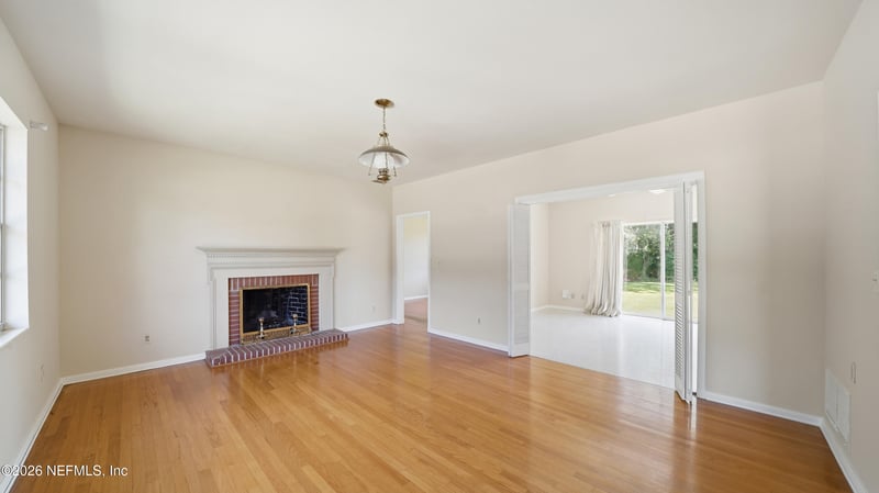 105 Vivian Dr, Hastings, FL 32145