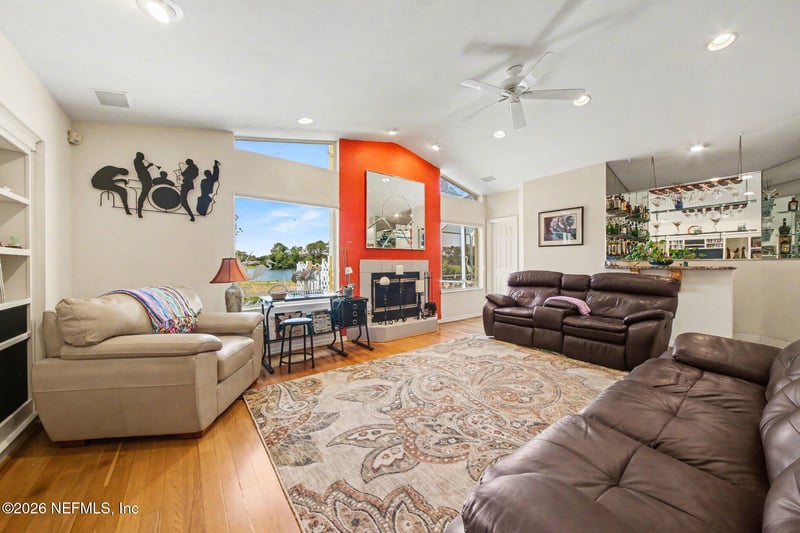 14 Bill Ct, Palm Coast, FL 32137