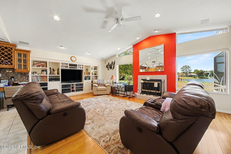 14 Bill Ct, Palm Coast, FL 32137