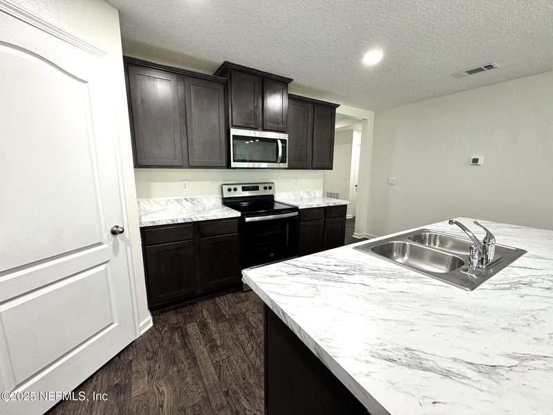 3268 Lawton Pl, Green Cove Springs, FL 32043