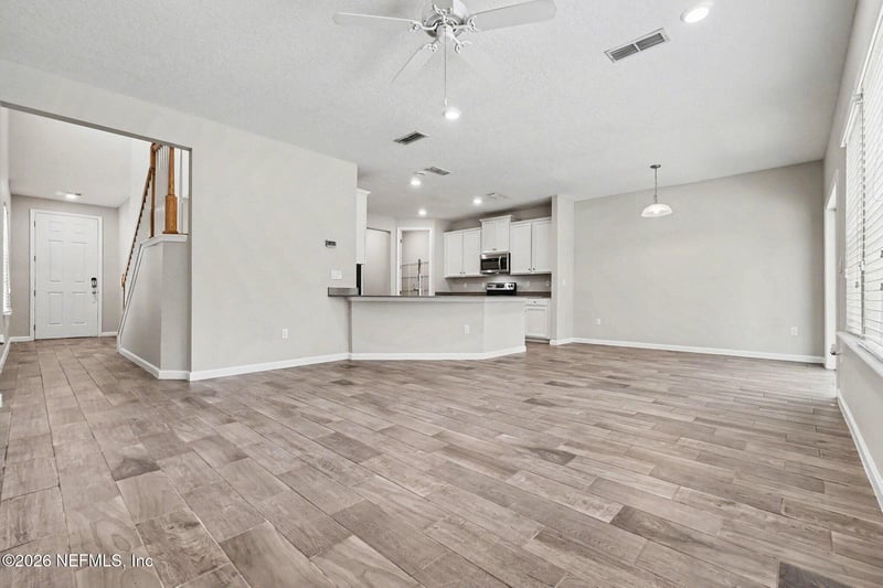 2684 Caroline Hills Dr, Jacksonville, FL 32225