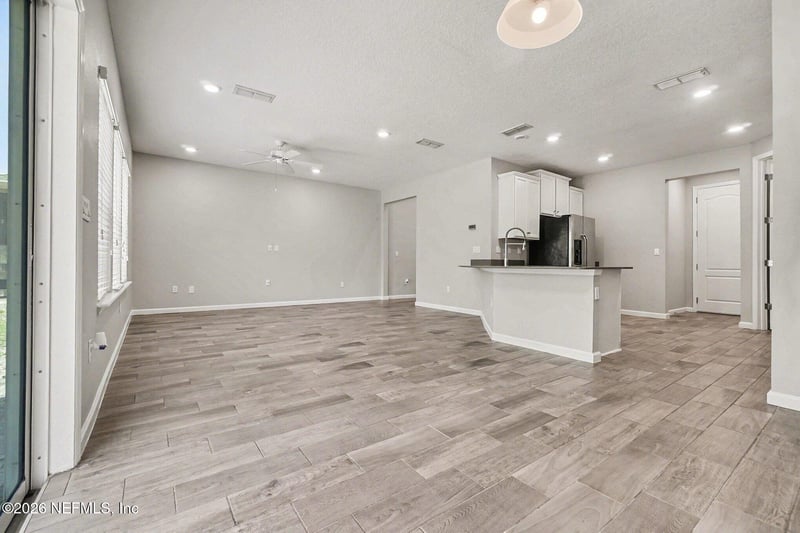 2684 Caroline Hills Dr, Jacksonville, FL 32225