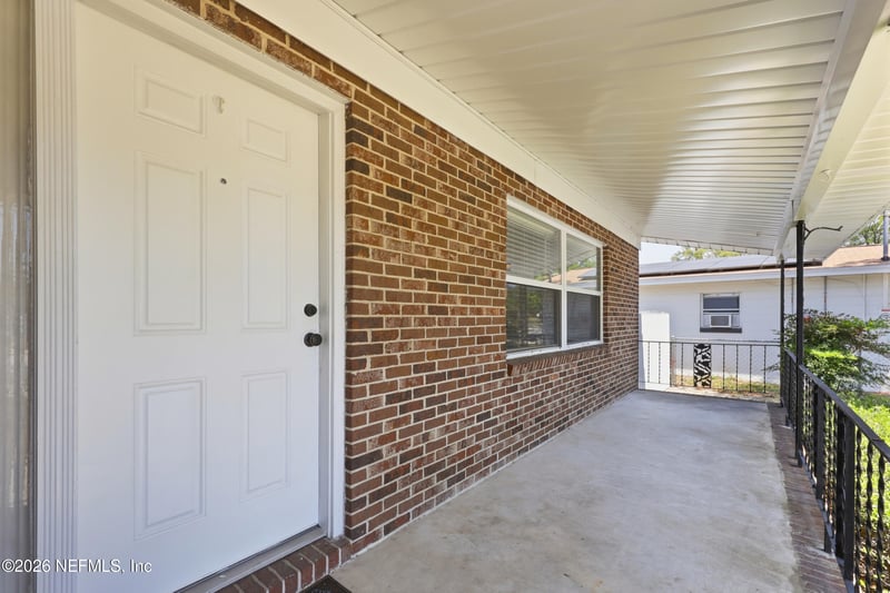 5855 Jaguar Dr, Jacksonville, FL 32244