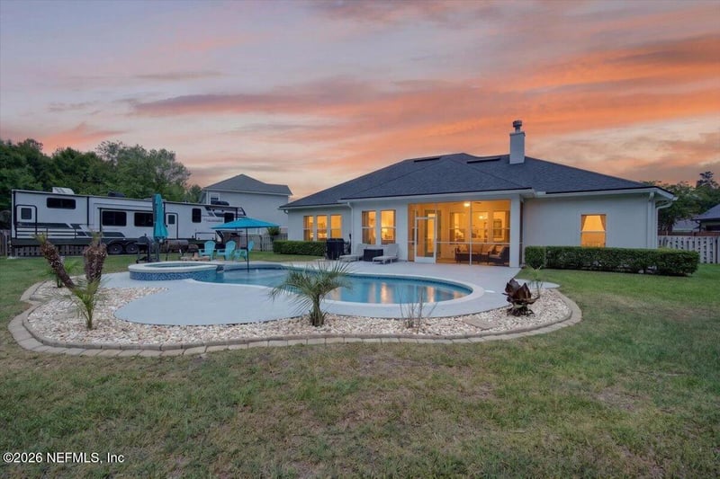 217 Shadowwood Dr, St Augustine, FL 32086